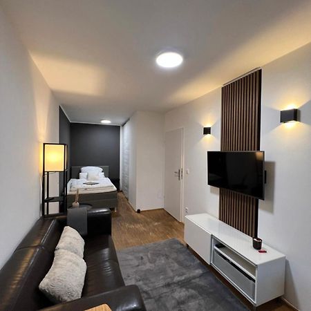 Medienhafen Apartment Direkt Am Zentrum Düsseldorf Extérieur photo