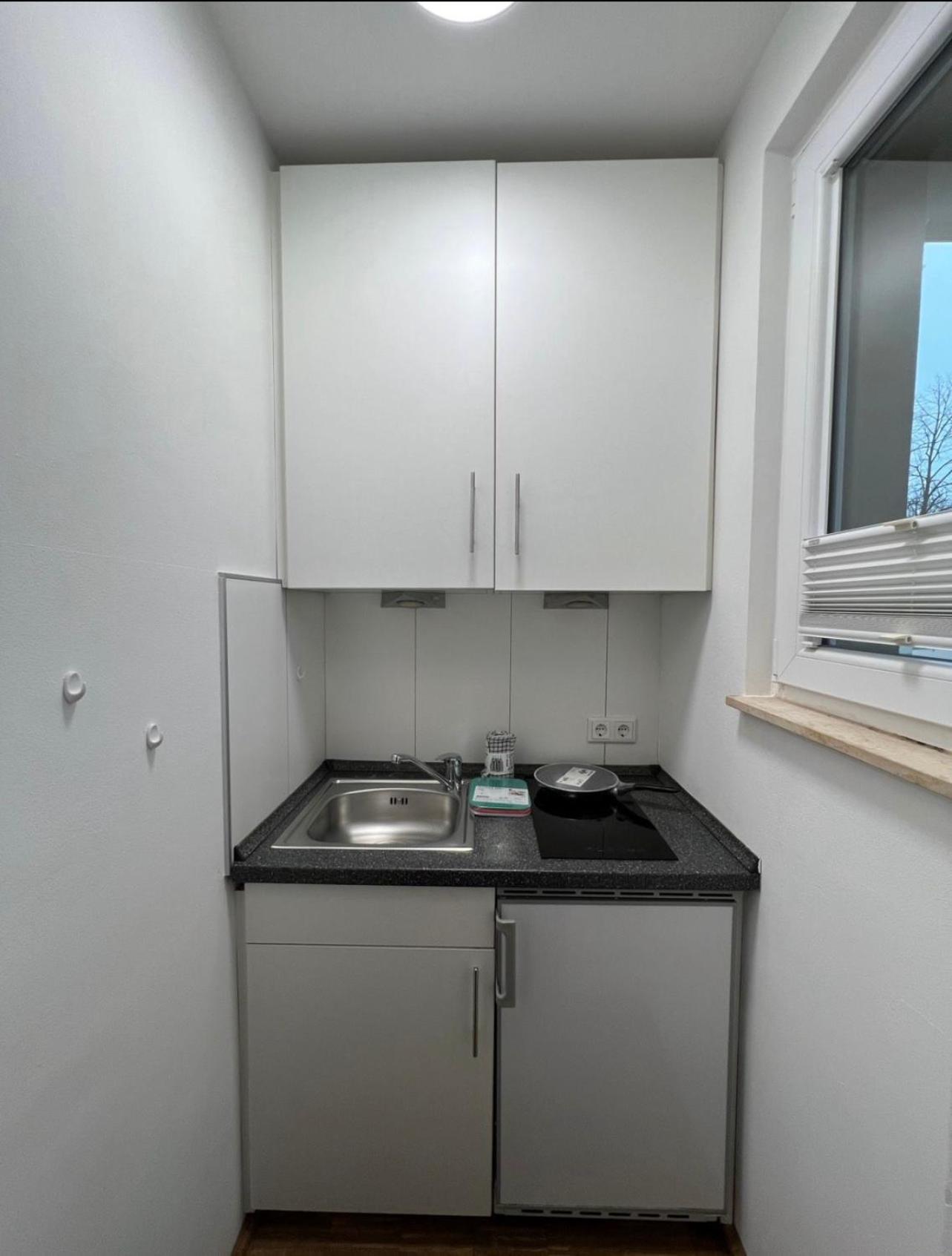 Medienhafen Apartment Direkt Am Zentrum Düsseldorf Extérieur photo
